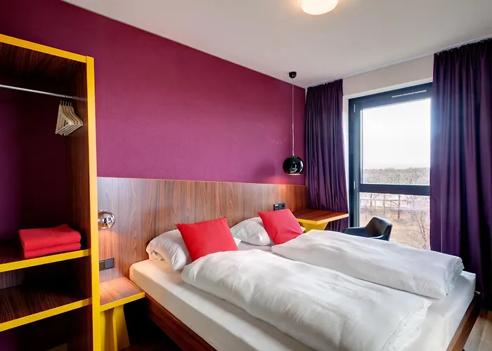 Meininger Hotel Frankfurt Main / Airport Francfort-sur-le-Main